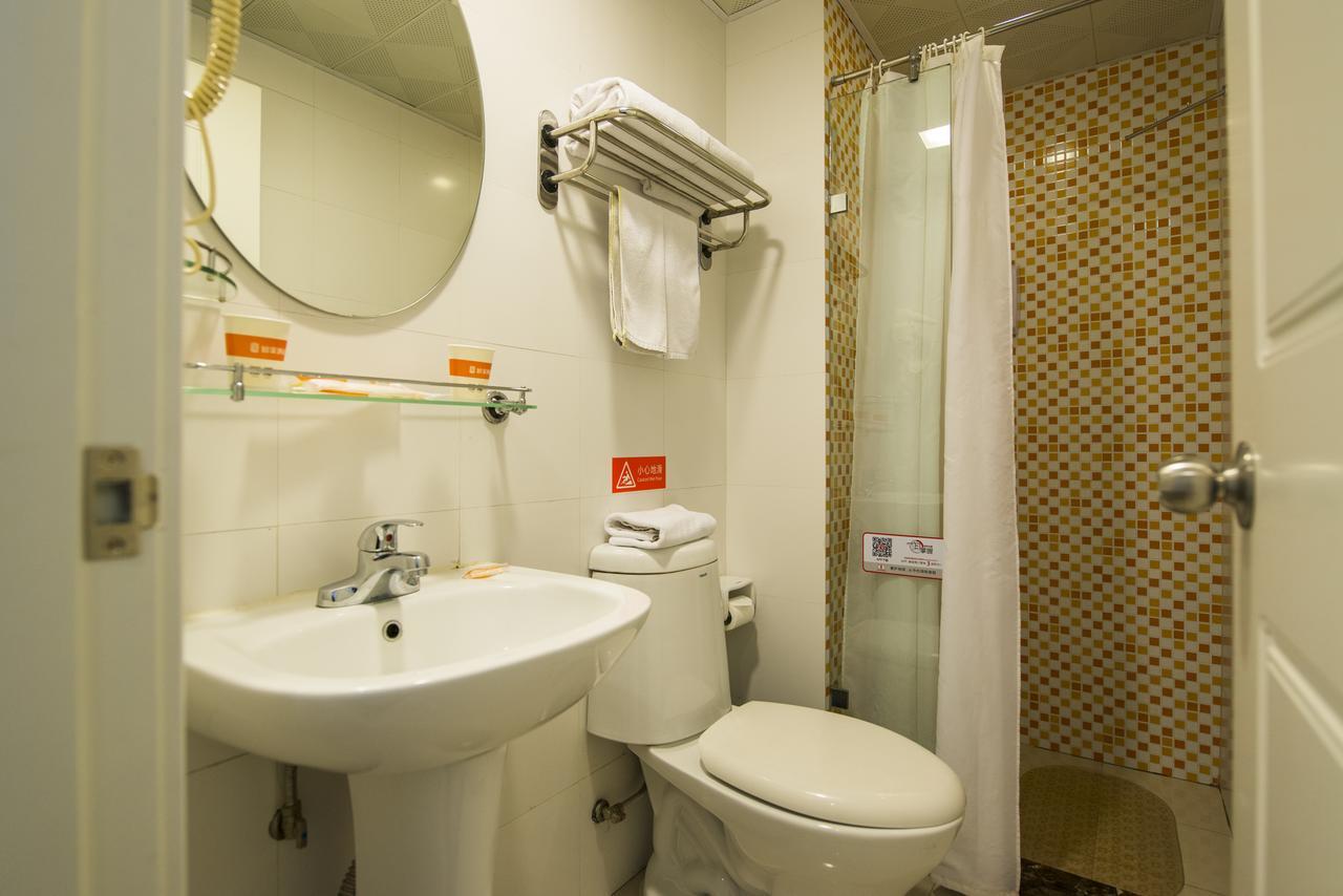 Home Inn Dalian Xinghai Bay Wuyi Road Nansha Street Exterior photo